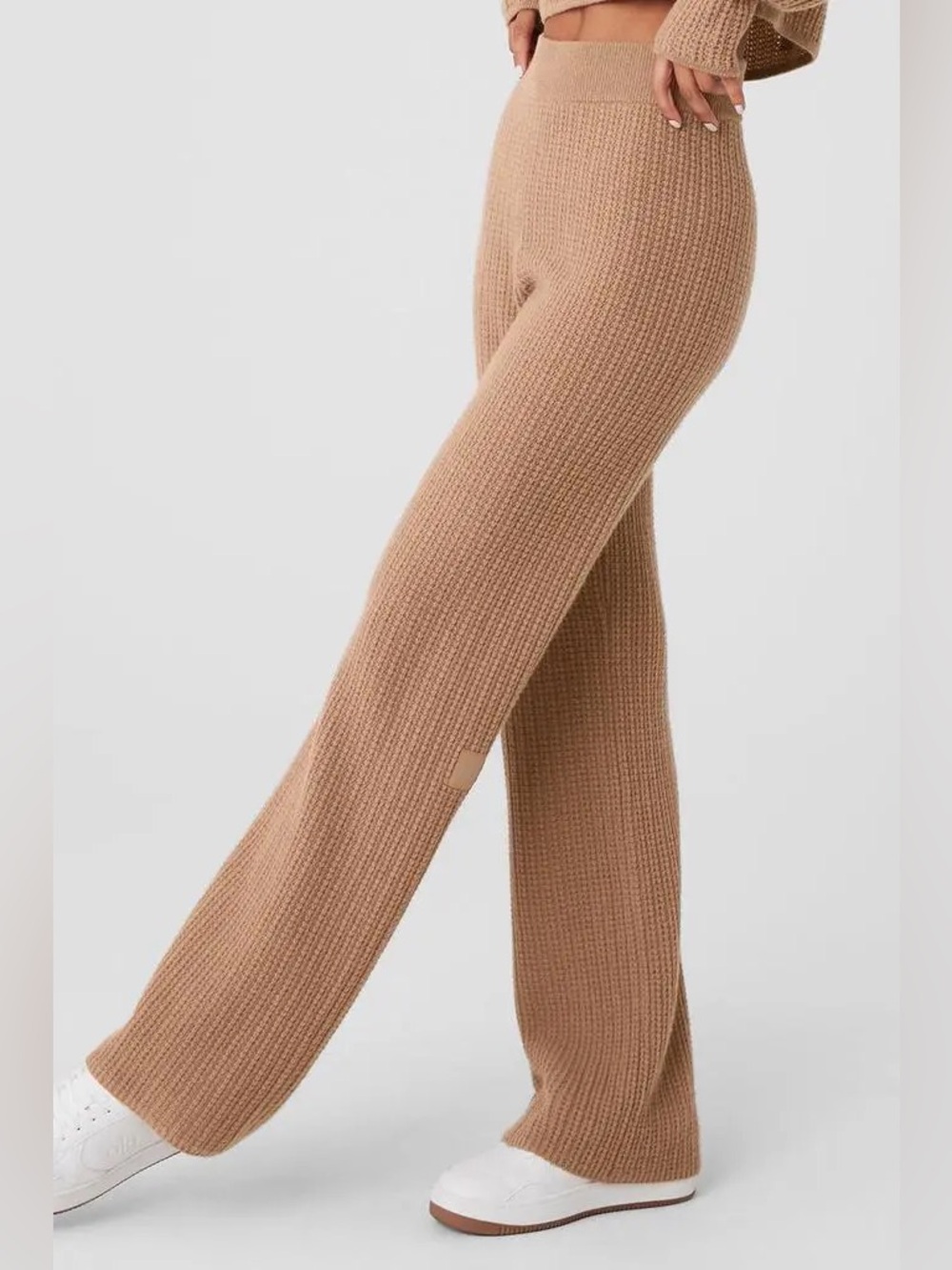 ALO Cashmere Set | Cashmere Plush Waffle Lounge Set Toasted Almond - Picture 14 of 16